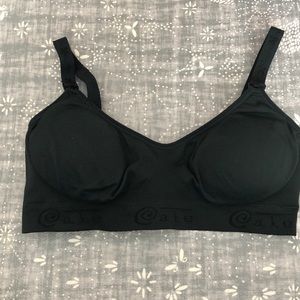 Cake nursing bra size medium
